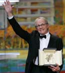 British director Ken Loach accepts the Palme d'Or
